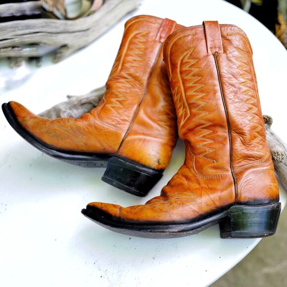 Vintage Wrangler Tan Embroidered Leather Pointed Toe Cowboy Western Boots Sz 9.5 - Picture 1 of 16